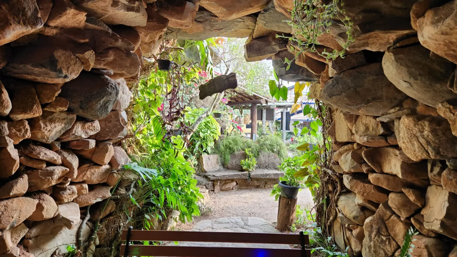 grutas-e-capelas-07-scaled