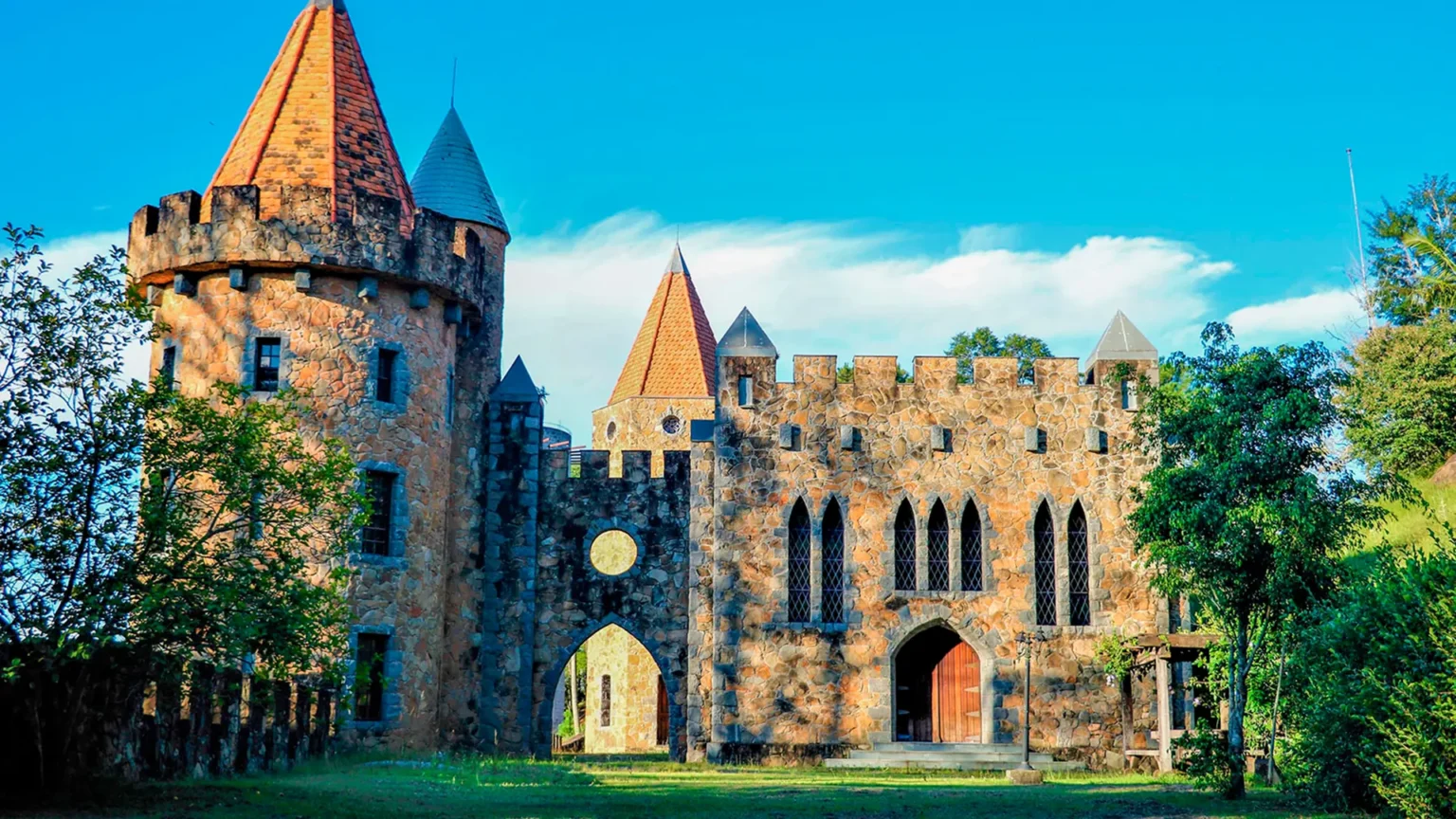 torres-mirantes-e-porticos-06