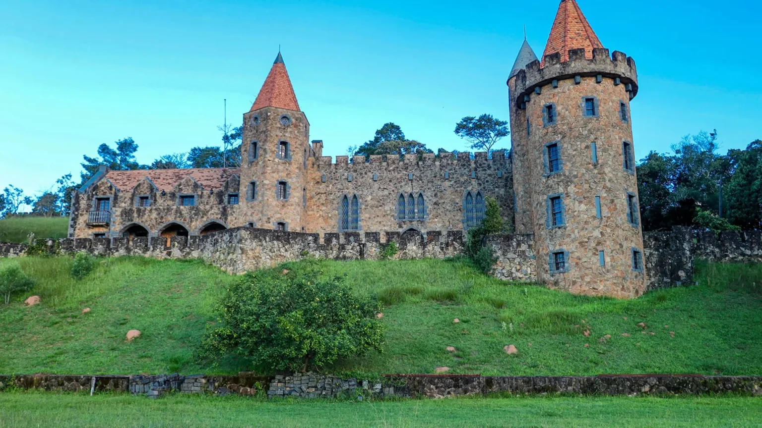 torres-mirantes-e-porticos-07