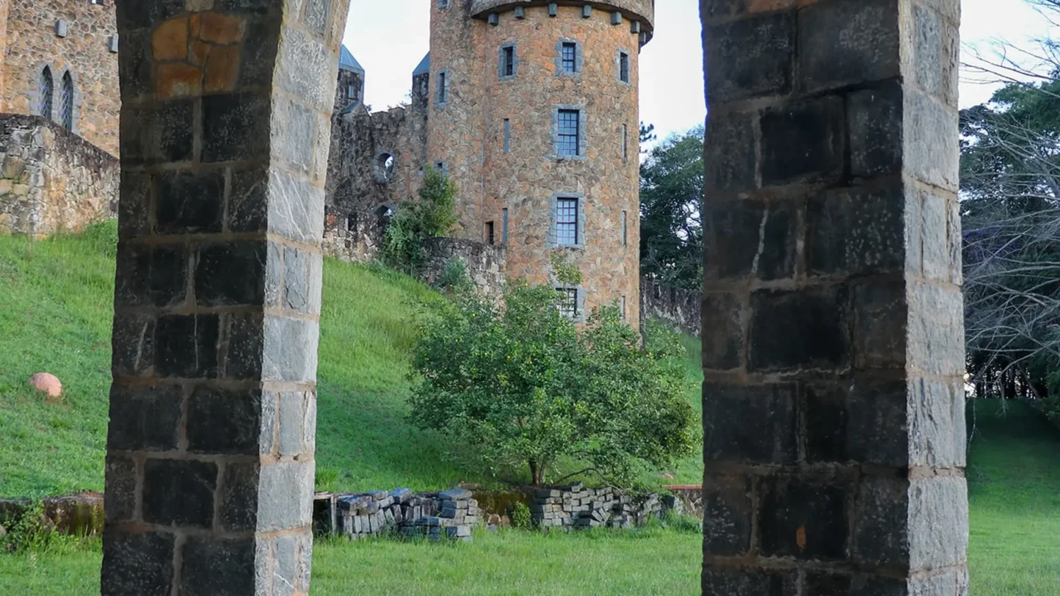 torres-mirantes-e-porticos-09