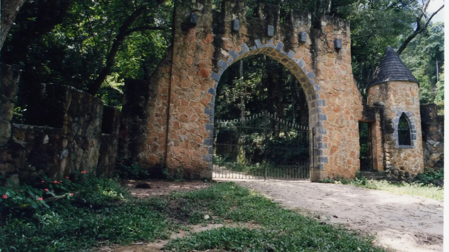 torres-mirantes-e-porticos-12