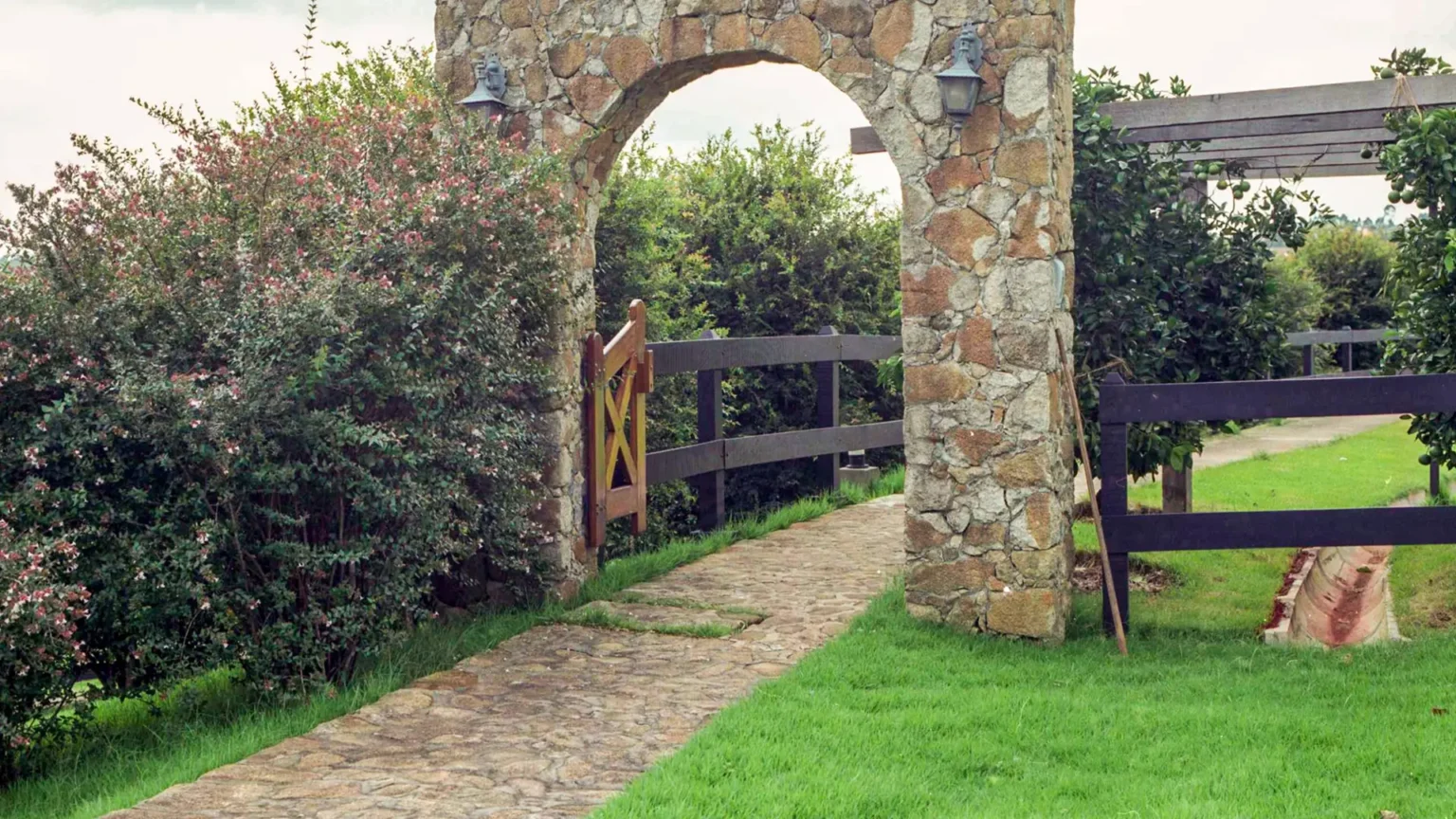 torres-mirantes-e-porticos-13-scaled