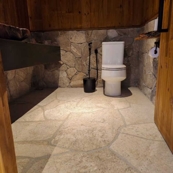 granito-rustico-piso-05-1024x1024