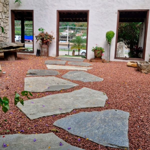 lajao-de-pedra-goias-01-768x1024