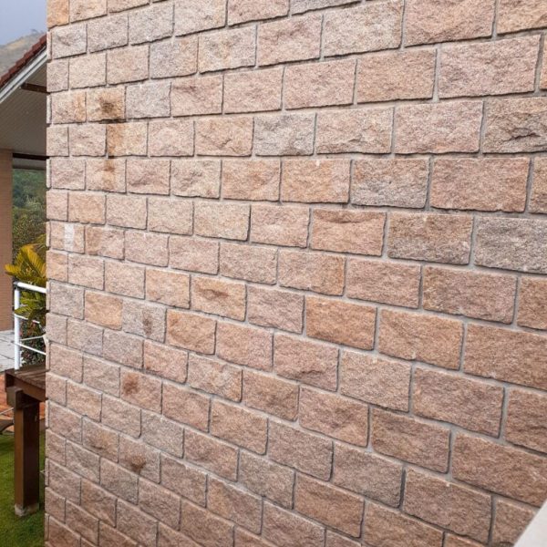 revestimento-granito-corte-folheta-5-768x1024